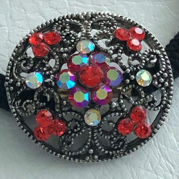 RHINESTONE AND METAL ELASTIC PONYTAIL HOLDER - Picture 1 of 11